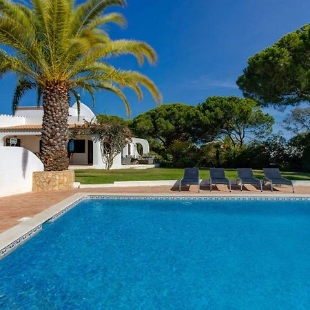 Villa Barlavento - Stunning 4-Bedroom Villa With Tennis Court Карвоейро Екстериор снимка